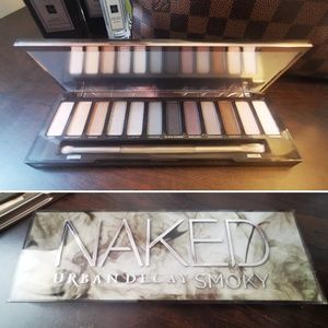 URBAN DECAY NAKED SMOKEY EYESHADOW PALLET
